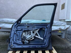 Dveře a blatníky BMW E32 - 10