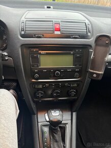 SKODA OCTAVIA 1.9 TDI / 77KW  / AUTOMAT  - 10