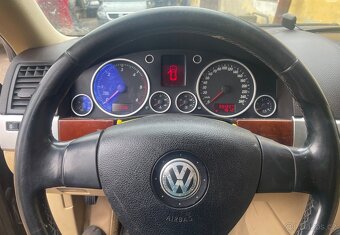 Volkswagen Touareg 2.5TDI 128kw - 10