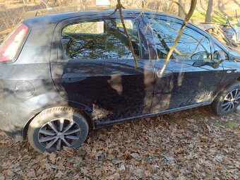 Fiat Punto 1.4- 57 kW 2010 - 10