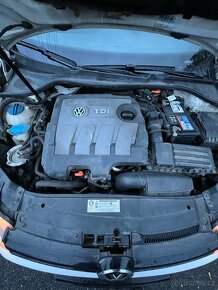 Vw golf 6 1.6tdi - 10