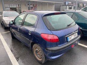 Peugeot 206 1.4 benzin, 55 KW. Rok 2001. Klima - 10