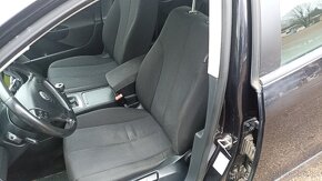 VW Passat B6 combi 1,9 TDi 77kw - 10