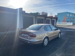 SEAT TOLEDO 1.9 TDI (2001) SEDAN - 10