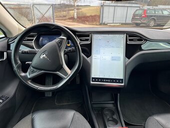 Tesla model S 70D, Dobíjení zdarma - 10