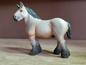 SCHLEICH Koně SBĚRATELSKĒ FIGURKY 44 aj. - 10