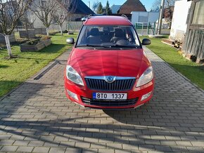 Skoda roomster 1.4i - 10