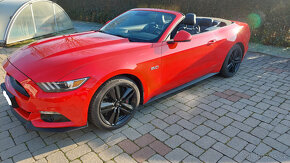 Ford Mustang V8 GT 5.0 310 kW Premium Convertible, manuál - 10