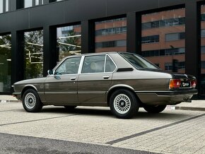 BMW 520i e12 r.v.: 1979 - 10