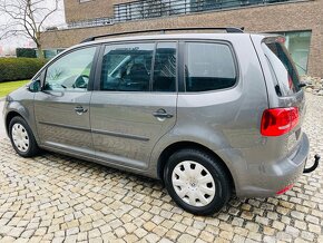 Volkswagen Touran 1.6TDI 7 MÍST KAMERA WEBASTO TAŽNÉ - 10