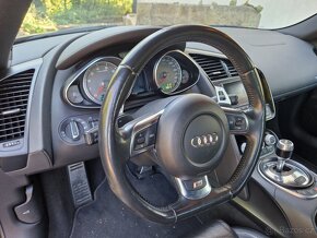 Audi R8 4.2 FSI V8 quattro - 10