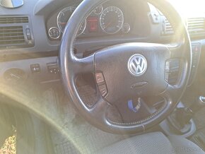 VW SHARAN 2.0  103kw r.2006 - 10