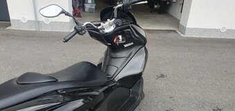 Prodám honda pcx 125 - 10