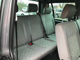 VW TRANSPORTER 2.0 TDi SERVISNÍ HISTORIE - 10