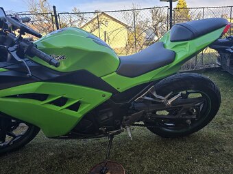 Kawasaki ninja 300 - 10