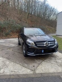 Mercedes-Benz GLE 350d 4MATIC AMG - 10