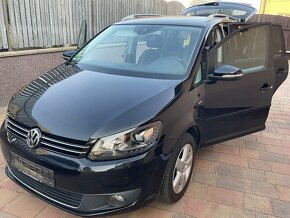 Volkswagen Touran Life 2.0l diesel model 2014 Bi-Xenon Navi - 10