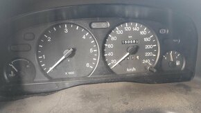 Ford Transit 2,0 TDDI 151 000 km - 10