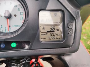 Honda VFR 800 FI - 10