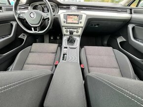 VW Passat B8 2.0 Tdi 110kw LED PANORAMA NAVI ZÁVĚS 1A stav - 10