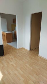 Pronájem bytu 2+1 36 m², Liberec - Vratislavice n. Nisou - 10