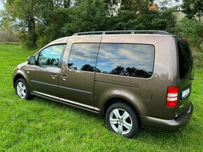 VW CADDY MAXI 1.6TDI 7 MÍSTNÉ - 10