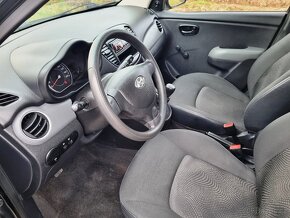 HYUNDAI i10 1.1i 51kw 160 tis. km moc pěkný stav - 10