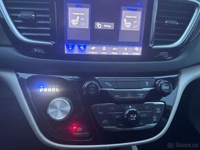 Chrysler Pacifica 3,6 Hybrid Plug-In DVD 2019 - 10