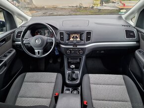 Volkswagen SHARAN 2,0TDI 103KW NAVI VÝHŘEV - 10