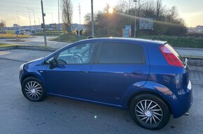 Fiat Grande Punto 1.9 JTD, 6 kvalt, rok 2007 Tažné  - 10