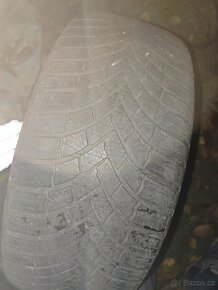 235/50/19 Bridgestone blizzak - 10