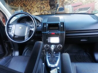 Land Rover Freelander 2 - 10