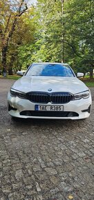 Bmw 330i TOP stav Nízké km - 11