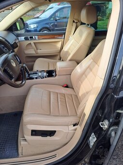 Volkswagen Touareg 3.0 TDI V6 176kW ČR WEBASTO - 11