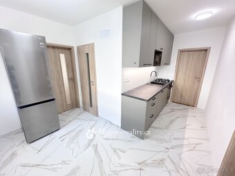 Pronájem luxusního bytu 3+1, 73 m2 - Znojmo, ev.č. AK010325 - 11