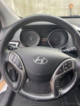 Hyundai i30 1.6 88kw - 11