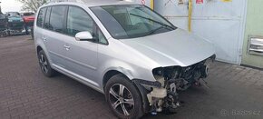 VW Touran 2.0tdi 103kw BKD barva LA7W 2003-2006 - 11