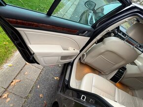 Škoda Superb 2 2.0 TDI CR 125kW XENON COLUMBUS SOLÁRNÍ ŠÍBR - 11