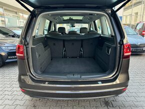 VW Sharan Highline 1.4 TSI 110kW Webasto Panorama Kamera - 11