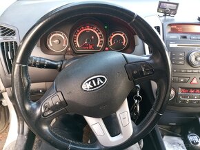 Kia Ceed 1.6 crdi 85kw - 11