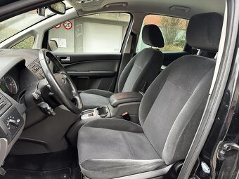 Ford C-MAX 2.0 TDCi GHIA 100kW Xenony Navi Tempomat Tažné - 11