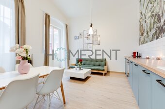 Pronájem ateliéru 2+kk, 60m² + 20m² terasa - Praha - Karlín - 11