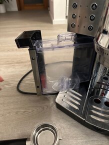 Kavovar De'Longhi EC 850.M - 11