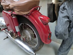 JAWA 250/353 - 11