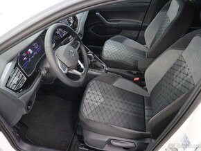 Volkswagen Taigo R-Line 1.0 TSI 81 KW - 11