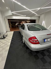 Mercedes w211 2.2 cdi najeto 97.000km - 11