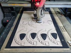 CNC Frezka 1100x1100mm s možností vákuového držení - 11