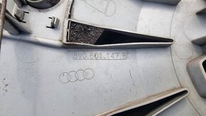 Originální poklice R16 AUDI - 11