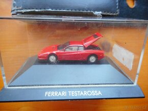 Model auta Ferrari - 11