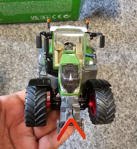 RC Model SikuControl 32 Xerion 5000 TRAC VC - 11